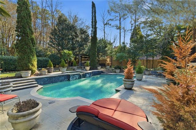 1607 Oak Grove Road, Decatur, GA 30033