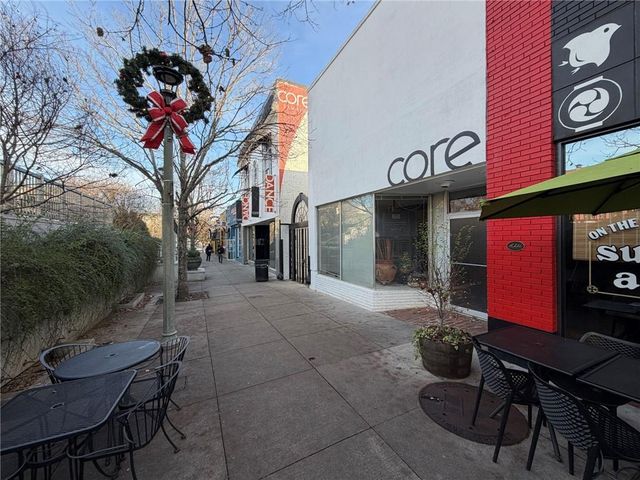 1607 Oak Grove Road, Decatur, GA 30033