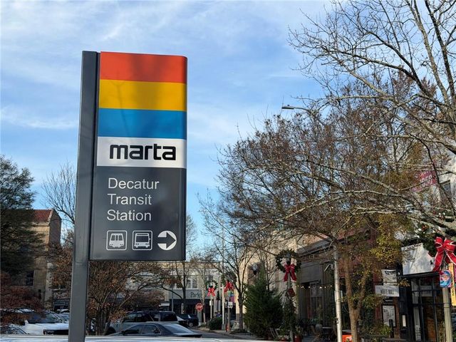 1607 Oak Grove Road, Decatur, GA 30033