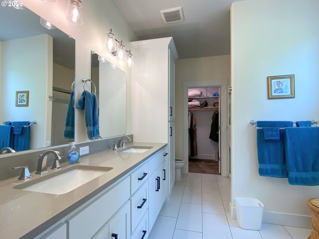 1943 GLEN CREEK Rd, Salem, OR 97304
