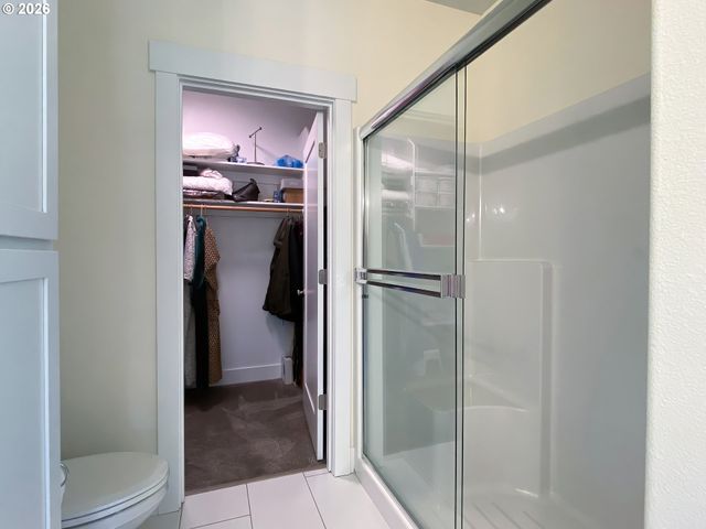 1943 GLEN CREEK Rd, Salem, OR 97304