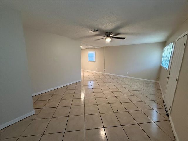 1210 Barker Drive E, Mobile, AL 36608