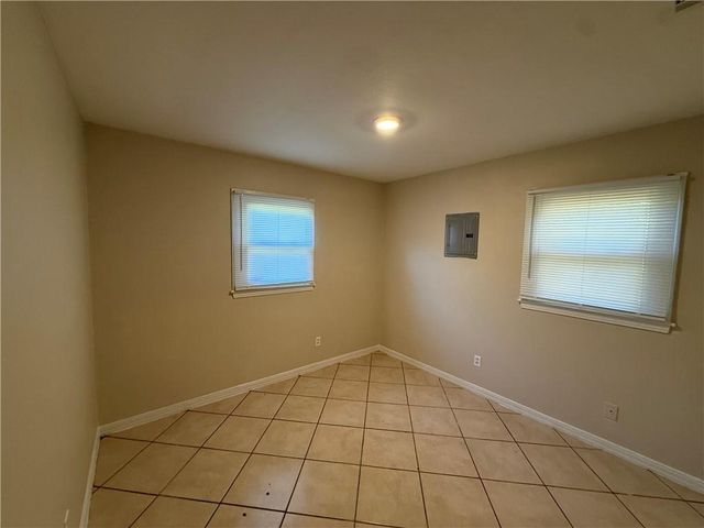 1210 Barker Drive E, Mobile, AL 36608