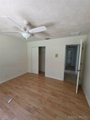 1600 W Ivorywood Drive, Beverly Hills, FL 34465