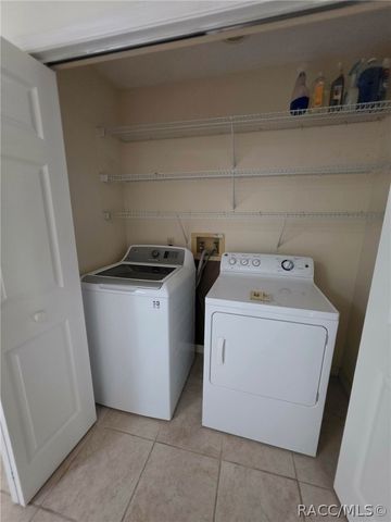 1600 W Ivorywood Drive, Beverly Hills, FL 34465