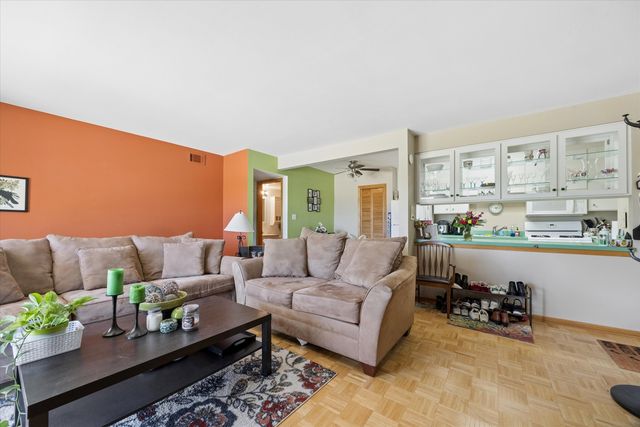 11036 S Kilpatrick Avenue 3SE, Oak Lawn, IL 60453