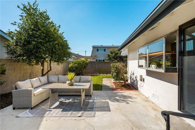 5202 Del Sur Circle, La Palma, CA 90623