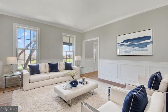 7 BEVERLY CT, Carlisle, PA 17015