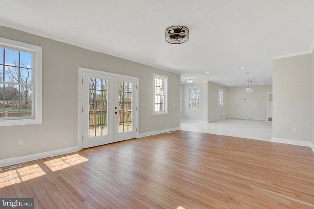 7 BEVERLY CT, Carlisle, PA 17015