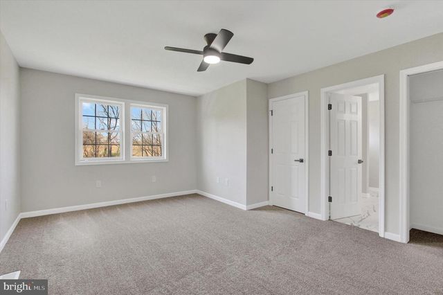 7 BEVERLY CT, Carlisle, PA 17015