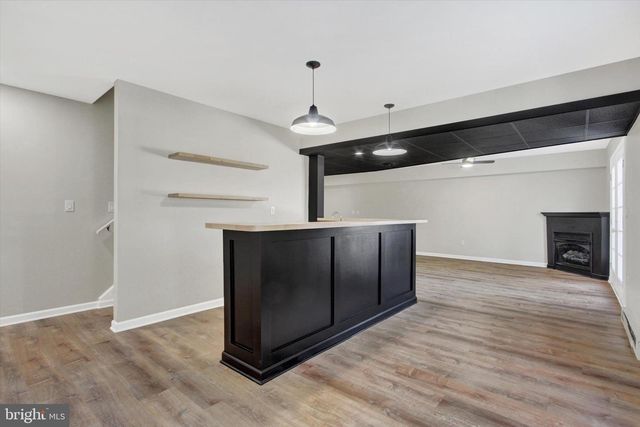 7 BEVERLY CT, Carlisle, PA 17015