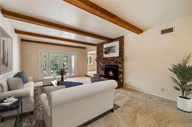 9827 Sylvia Avenue, Northridge, CA 91324