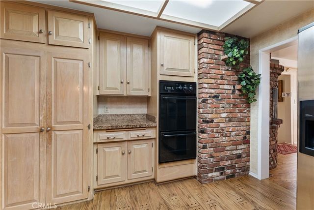 9827 Sylvia Avenue, Northridge, CA 91324