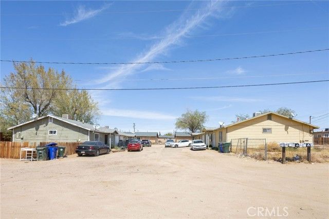 12023 Chamberlaine Way, Adelanto, CA 92301
