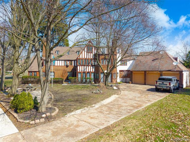1735 Lincolnshire Drive, Detroit, MI 48203