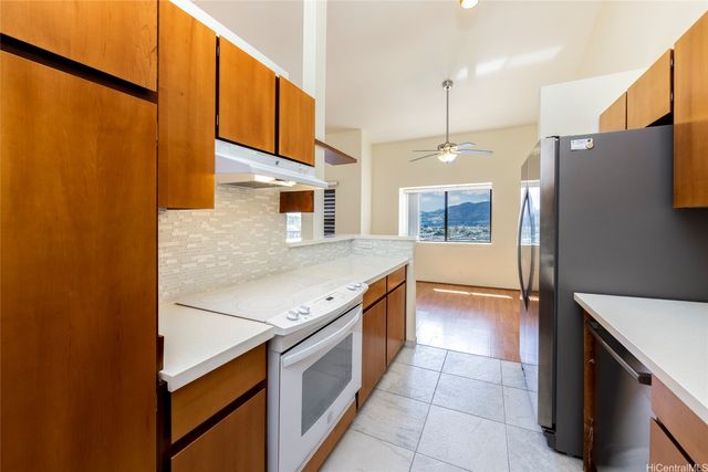 46-049 Aliianela Place 1721, Kaneohe, HI 96744