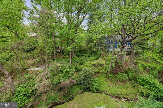 3015 OREGON KNOLLS DR NW, Washington, DC 20015
