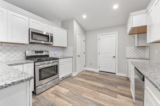 2202 S Cranbrook, Wichita, KS 67207