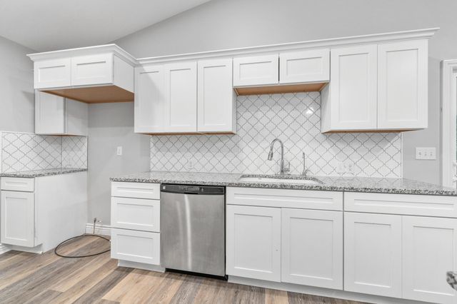 2202 S Cranbrook, Wichita, KS 67207