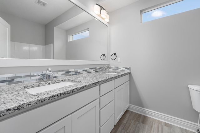 2202 S Cranbrook, Wichita, KS 67207