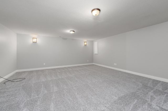 2202 S Cranbrook, Wichita, KS 67207