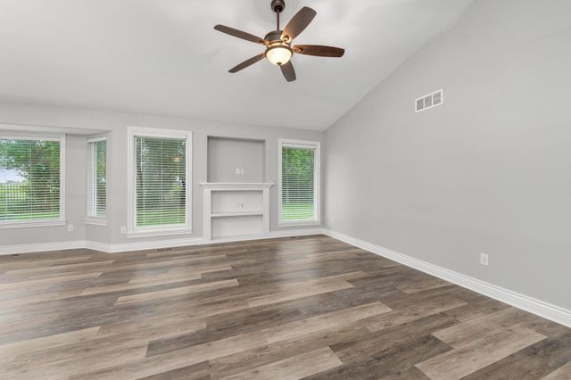 2202 S Cranbrook, Wichita, KS 67207