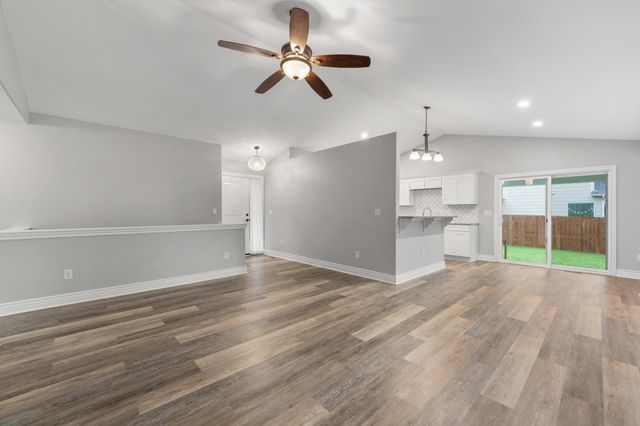 2202 S Cranbrook, Wichita, KS 67207
