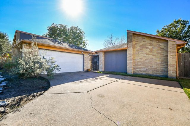 2115 Barrington, Sugar Land, TX 77478