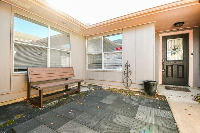 2115 Barrington, Sugar Land, TX 77478