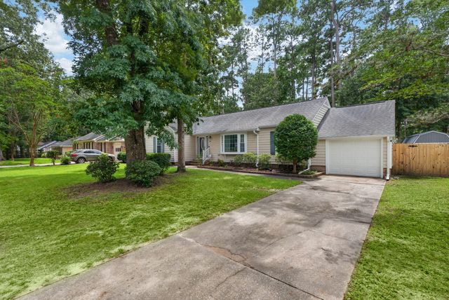 104 Runnymede Lane, Summerville, SC 29485