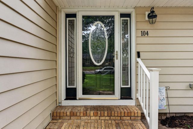 104 Runnymede Lane, Summerville, SC 29485
