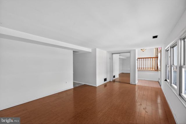 308 SMITH LN, Runnemede, NJ 08078