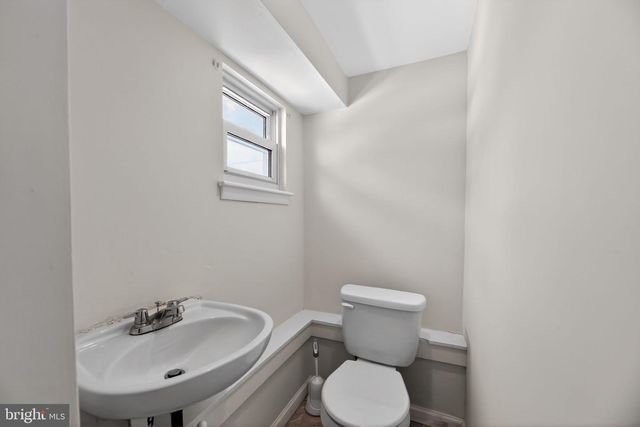 308 SMITH LN, Runnemede, NJ 08078