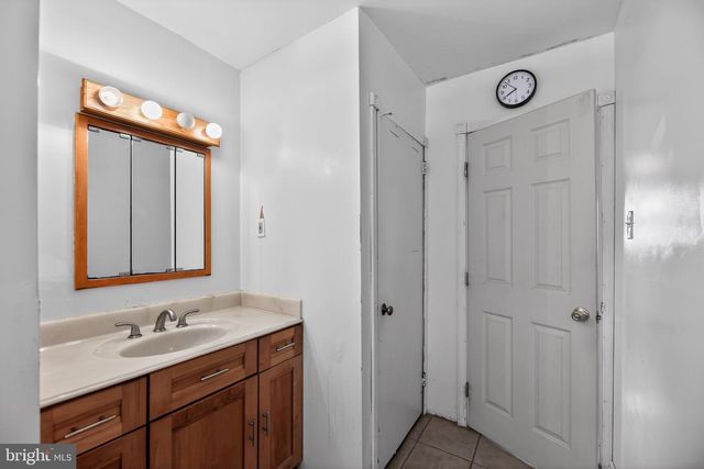 308 SMITH LN, Runnemede, NJ 08078