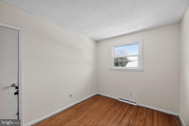 308 SMITH LN, Runnemede, NJ 08078