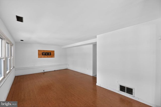 308 SMITH LN, Runnemede, NJ 08078