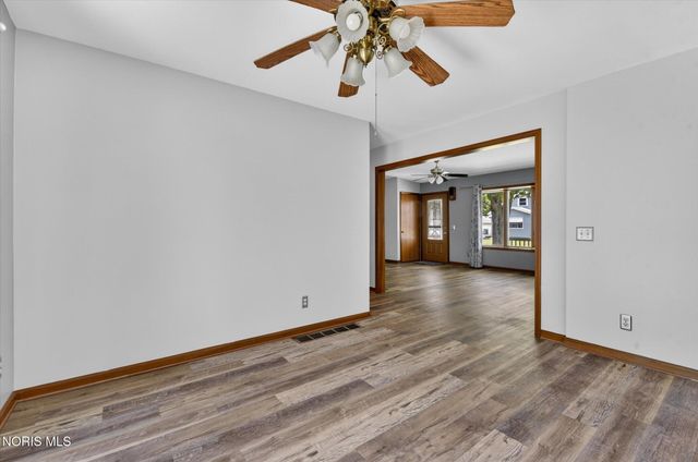 238 Beach Street, Northwood, OH 43619