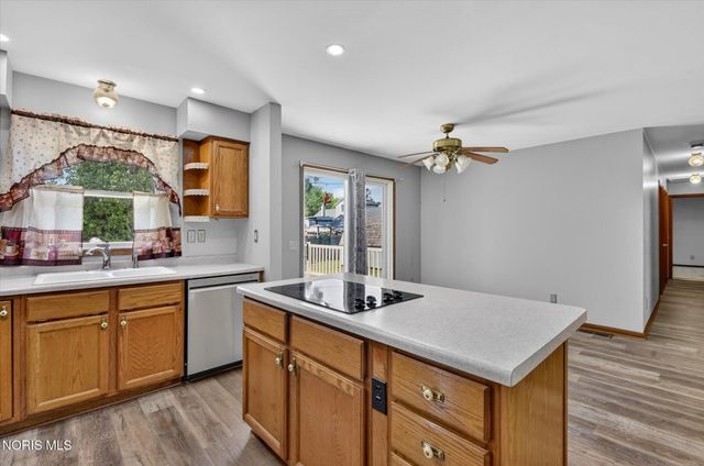 238 Beach Street, Northwood, OH 43619