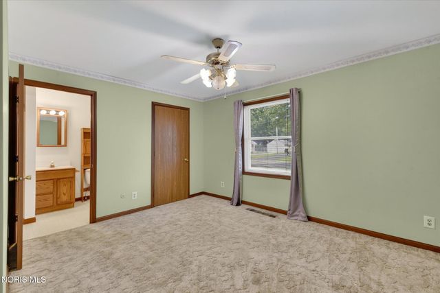 238 Beach Street, Northwood, OH 43619