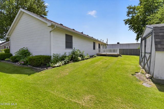 238 Beach Street, Northwood, OH 43619