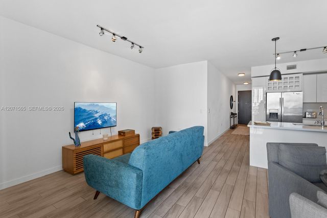 999 SW 1st Avenue 2502, Miami, FL 33130
