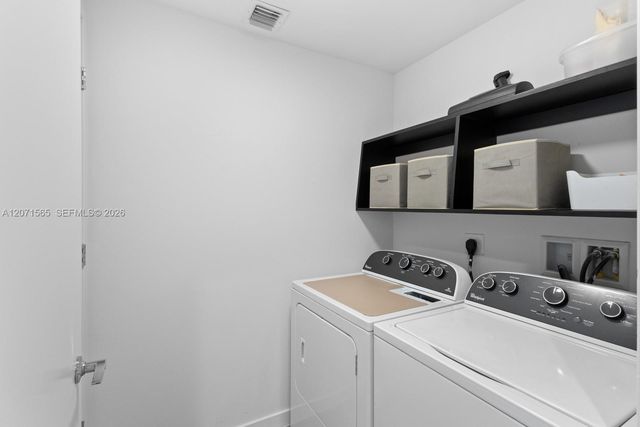 999 SW 1st Avenue 2502, Miami, FL 33130