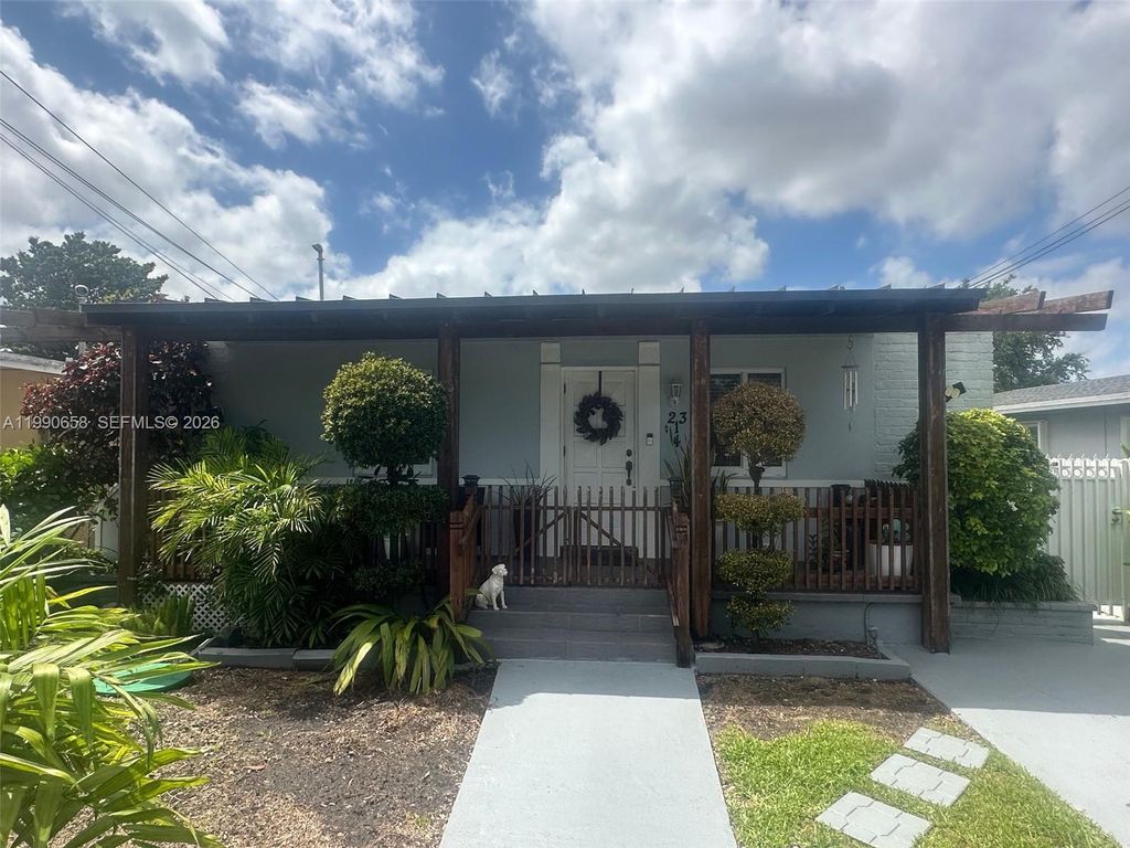 2314 SW 60 Avenue, Miami, FL 33155