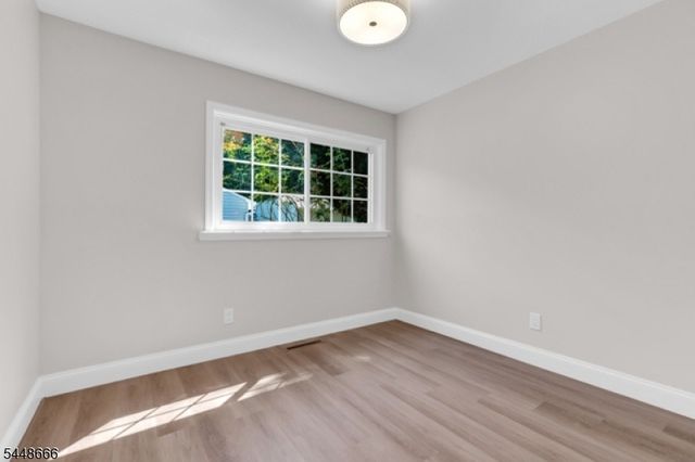 3 Delsey Rd, South Brunswick Twp., NJ 08824