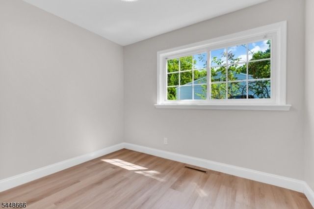 3 Delsey Rd, South Brunswick Twp., NJ 08824