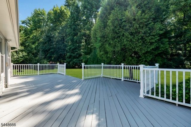 3 Delsey Rd, South Brunswick Twp., NJ 08824