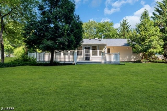 3 Delsey Rd, South Brunswick Twp., NJ 08824