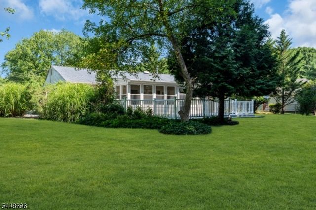 3 Delsey Rd, South Brunswick Twp., NJ 08824