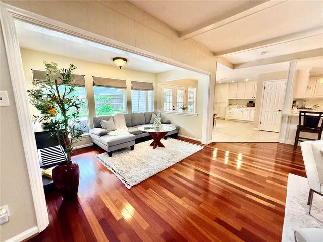13511 Queensbury Lane, Houston, TX 77079