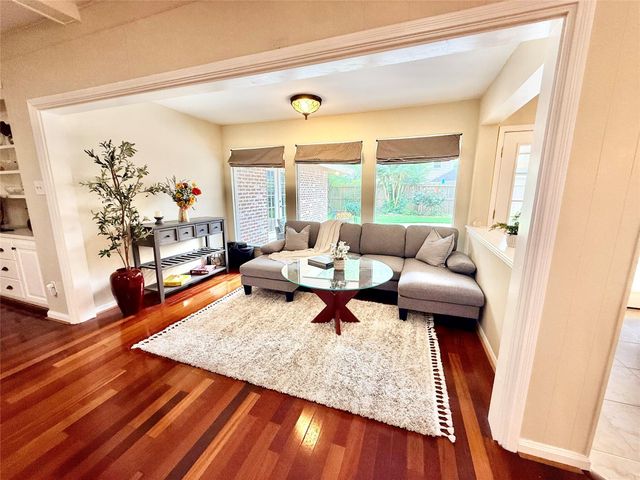 13511 Queensbury Lane, Houston, TX 77079
